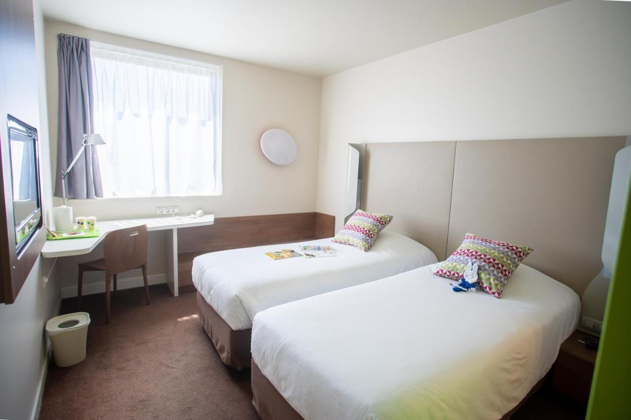 Campanile Carcassonne Est - La Cite Hotel Екстериор снимка