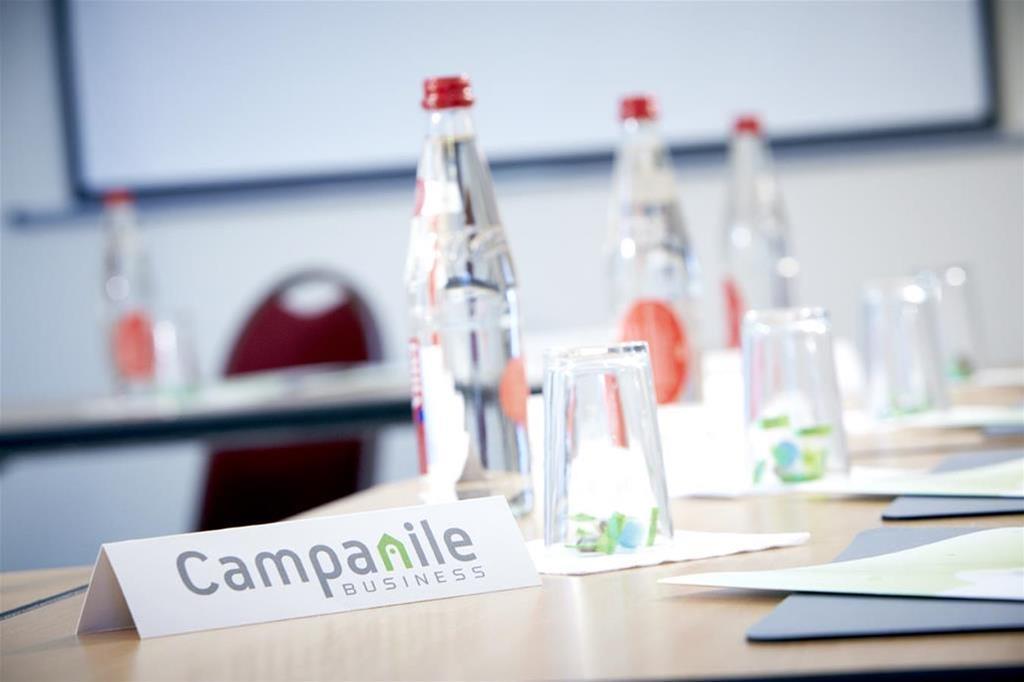Campanile Carcassonne Est - La Cite Hotel Екстериор снимка